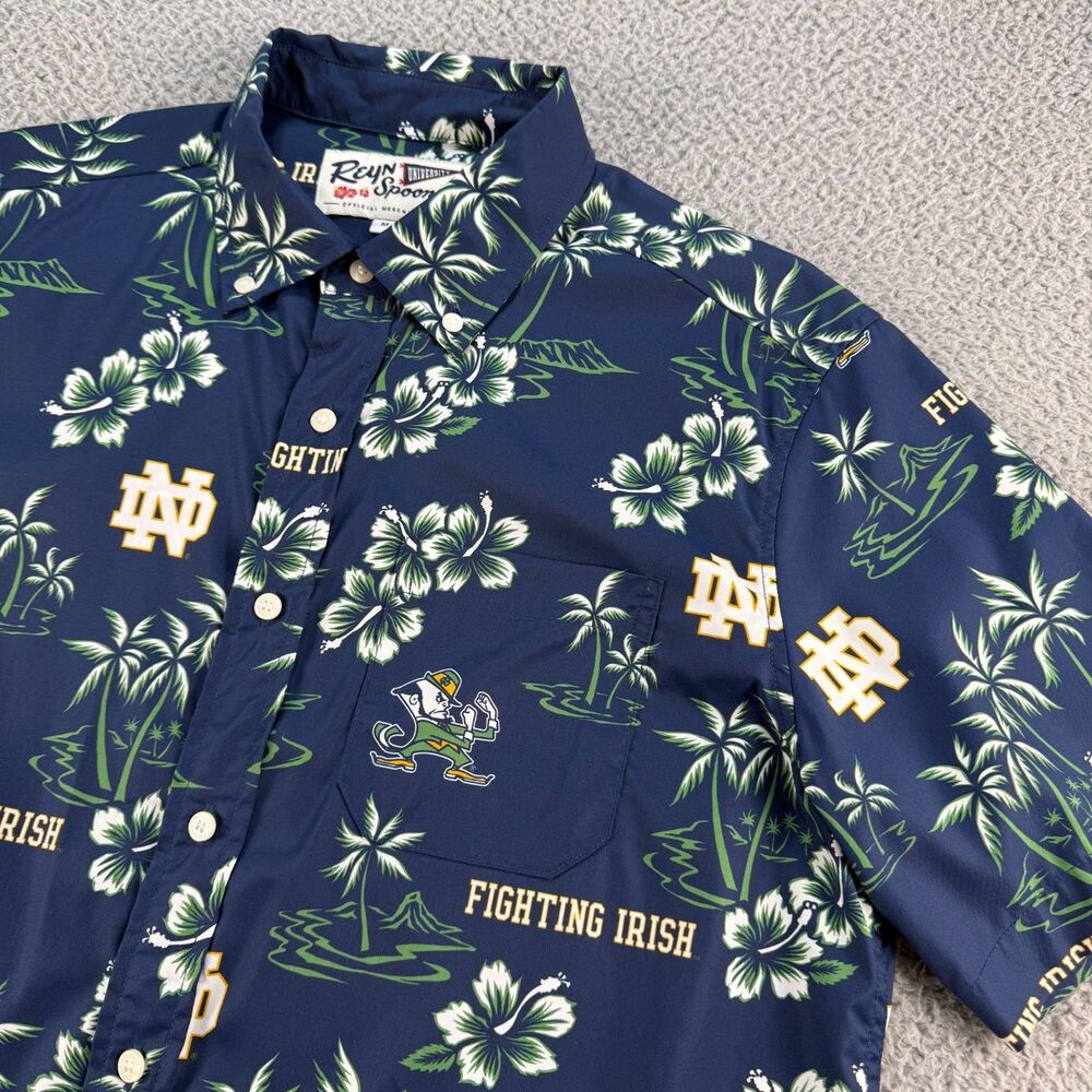 Reyn Spooner University of Notre Dame Game Day Performance Button Front Mens M